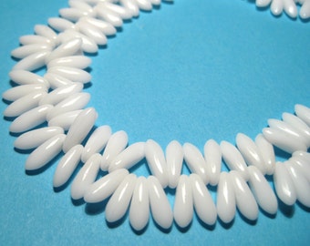 25pcs Opaque White Czech Pressed Glass Beads 10x3mm top-drilled Dagger Glass Beads
