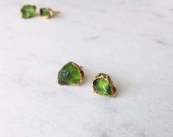 Raw Peridot Earrings, Statement Jewelry, Raw Crystal Earrings, Stud Earrings, Gold Earrings, Raw Stone Earrings, August Birthstone Earrings