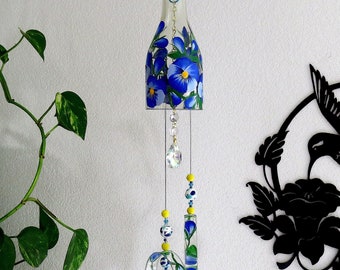 Glass Wind Chime, Recycled wine bottle wind chime, Flowers, Sun catcher, Royal blue, light blue, yard art, clear glass, Blue Pansy, Pansies