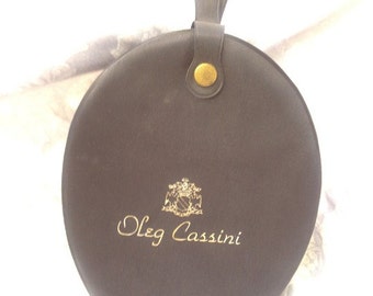 Oleg Cassini Wig Box with Handle Cylindrical