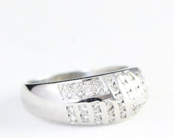 White gold diamond band ring in 9 carat gold