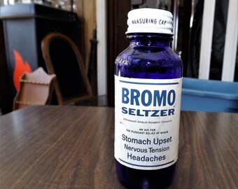 Vintage, Blue Glass Bottle, Bromo Seltzer Glass Bottle, Rare Bottles, Vanity Bottle, Cobalt blue glass, Apothecary Bottles, Medicine Bottles