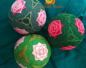 Set of temari balls 'Wildroses'