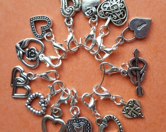 10 Heart stitch markers