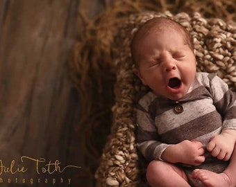 Newborn romper / photography prop