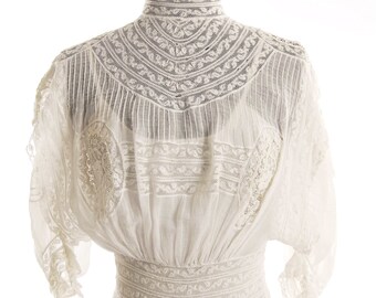 Victorian 1880/1890s Restored White Batiste Wedding Gown/ Graduation Dress. Size 4 - item 117, Wedding Apparel