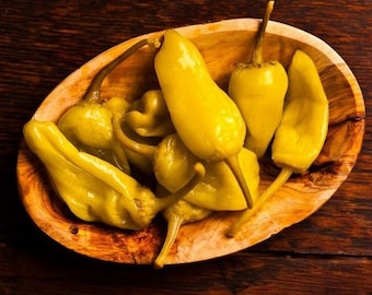 Hot Pepper- Golden Greek Pepperoncini- 62 day- 500 to 1000 SHU- extremely mild- 25 seeds