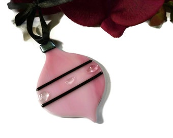 Diva Christmas Ornament, Fused Glass, Round, Retro, Old Fashioned, Pink, Black, Sun Catcher