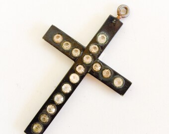 Vintage cross pendant. Large 3 in! Black Cross. Bakalite? Celluloid? Paste Rhinestones Vintage jewelry. Pendant . Jewelry. signed LA