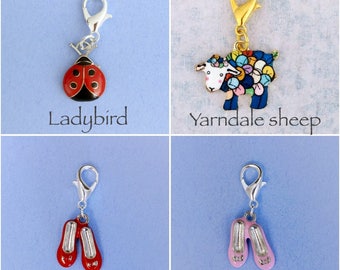 Choose your enamelled stitch marker / progress keeper. Silver plated with 14mm lobster claw clasp. For crochet or knitting.