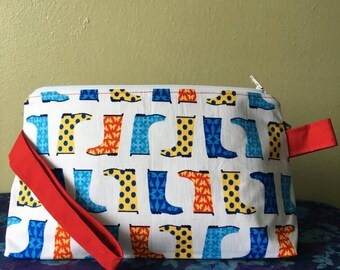 Medium Wedge Project Bag- Rain Boots