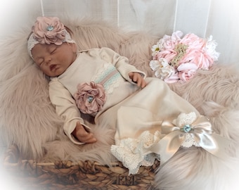 Newborn Girl Coming Home Outfit, Newborn Gown, Bring Home Outfit, Baby Girl Take Home Outfit, Newborn Girl Layette