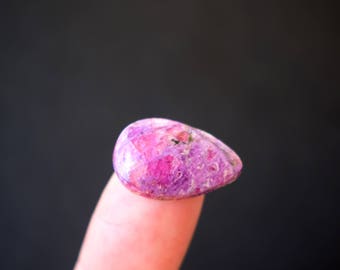 21 x 13 x 5 mm Tourmaline Rubellite natural stone cabochon.