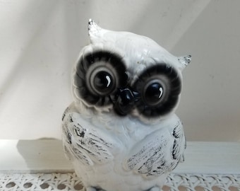 Vintage Owl Ceramic Statue White Black, Chubby Big Eyed Bird, Retro Woodlands