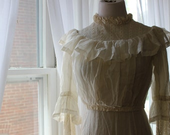 SALE! Enchanting Edwardian dress
