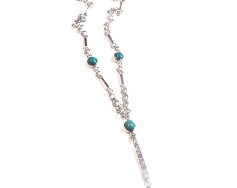 Round and turquoise necklace