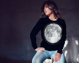 Sri Yantra Moon Sweatshirt Full Moon Top Sacred Geometry Sweatshirt Crewneck Sweatshirt Gifts for girlfriend gifts under 30 festival fashion