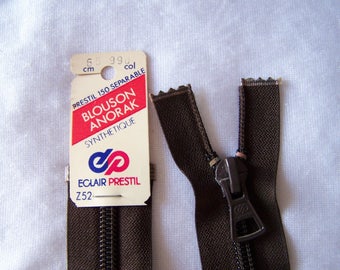 Zip closure, nylon, Walnut stain (Z52 990)