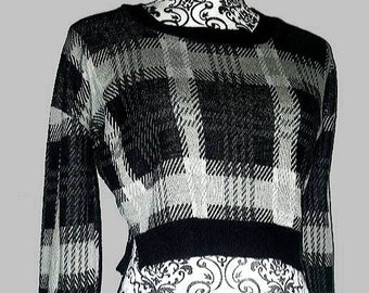 vintage 1990s cropped plaid sweater long sleeve monochromatic simple boxy
