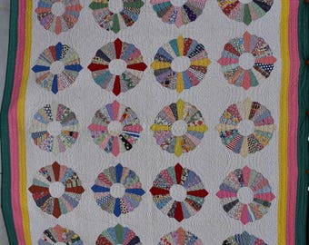 Antique "Dresden Plate" Full/Queen Size Quilt, Handmade and Hand Quilted Circa 1860, Three Solid Borders in Green,Pink and Yellow, #18149