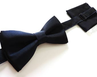 Navy bow tie and Pocket taffeta