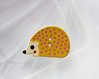 Button Hedgehog yellow wood