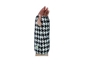 Fashionable Arm Cast Cover in Houndstooth for Short Arm Cast