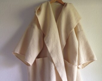 Woollen Soho Kimono Womens Clothing in rich cream Wool Long Style Jacket Coat medium large size with pompoms
