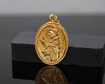 Vintage 1950's Infant of Prague Shrine St. Dominic Dominican New Haven Pendant
