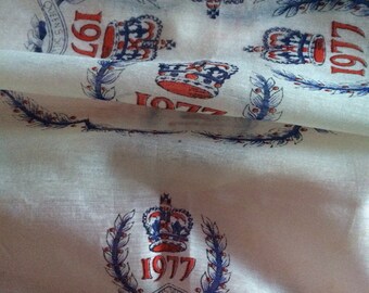 REDUCED Queens silver jubilee scarf 1977
