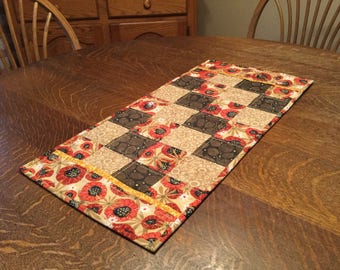 Quilted Table Runner, quilted Fall table runner, fall table runner, quilted runner, table runner