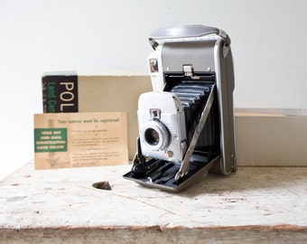 Vintage Polaroid Land Camera Model 80B