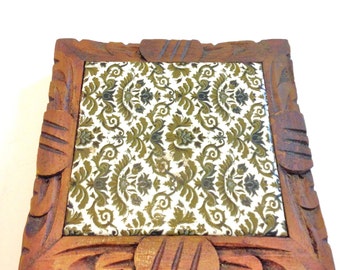Mexican Tile Tray // Tile Trivet // Vintage Mexicao // Mexcian carved Wood