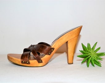 Vintage Chunky Leather Strappy Shoe 1990's