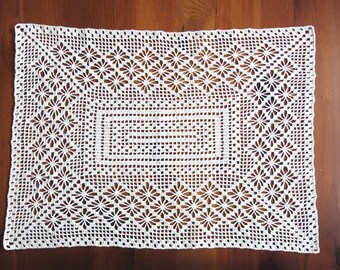 Crochet cover/Table runner/CA 40x55cm/Ecru