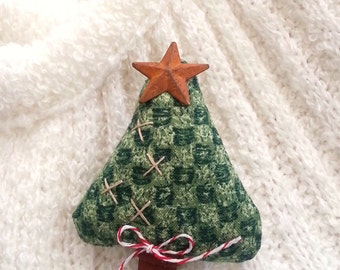 Christmas Tree Pin, Christmas Pin, Christmas Tree, Holiday Pin, Pin, Christmas, Country Christmas Pin, Christmas Tree Brooch