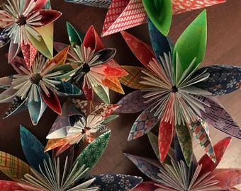 Hand-folded Origami Flowers (Kusudama)