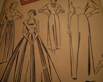 Vintage 1940's Woman's Day 3099 One-Pattern Wardrobe Sewing Pattern Size 18 Bust 36