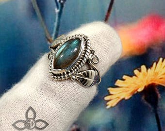Labradorite Ring, Labradorite Gemstone, Labradorite Designer Ring, Women Designer Ring, Sterling Silver Ring, 925 Silver Ring, Fine Silver