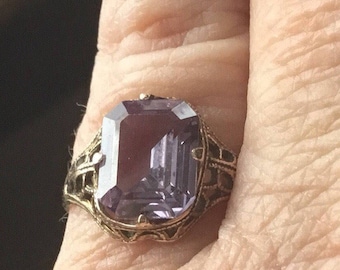 Vintage gold filled filigree ring with purple stone