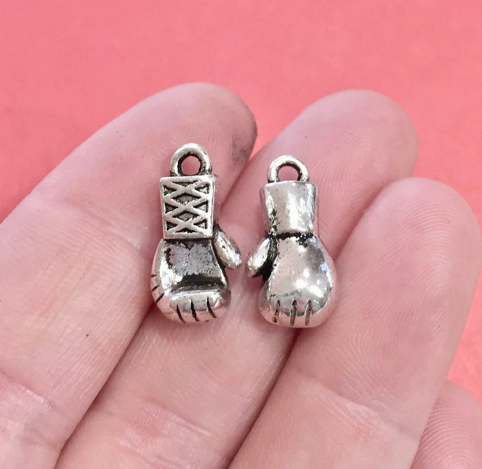 20 Bulk Boxing Glove Charms antique silver 3D 10x18x7mm