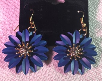 Handmade deep blue flower earrings