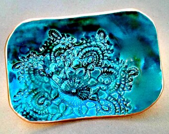 Ceramic GREEN Lace Trinket Dish Soap Dish Sponge Holder edged in gold