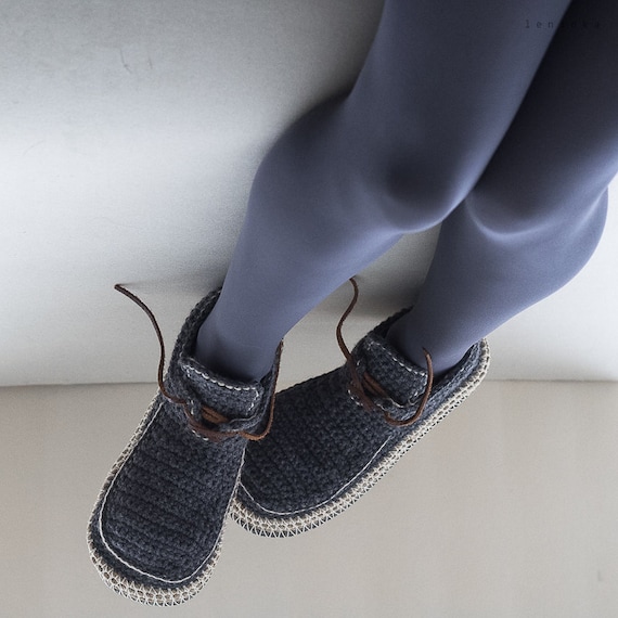 house shoes slippers with leather sole in dark gray and cream