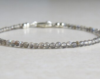 Tiny Labradorite Bracelet