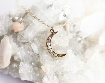 Crescent Moon Necklace | Moon Necklace | Gold Moon Necklace | Moon Phase Necklace | Moon Pendant | Celestial Jewelry | Moon Jewelry <Z6>