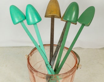 shoe stretchers, 3 pairs of shoe stretchers, Vintage Shoe Stretchers, vintage shoe shapers, ladies shoe stretchers, shoe form