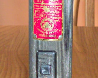Vintage RAY-O-VAC 611 Permissible Hazard Flashlight