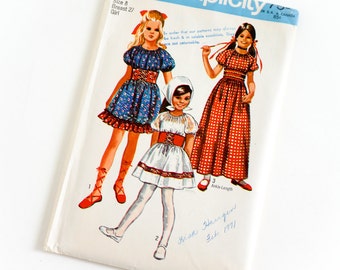 Vintage 1970s Girls Size 8 Peasant Dress in Two Lengths Simplicity Sewing Pattern 9244 Complete / chest 27 waist 23.5