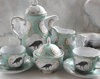 Green and Gold Raven Tea Set, 11 Pieces